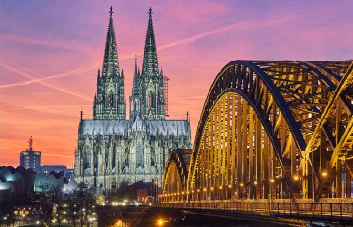 The complete guide to German architecture styles.